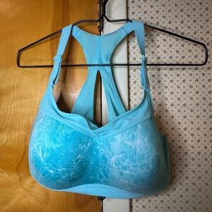 Victoria's Secret On Point Light Blue Sports Bra